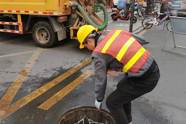 玻璃鋼化糞池清理和安全作業原則